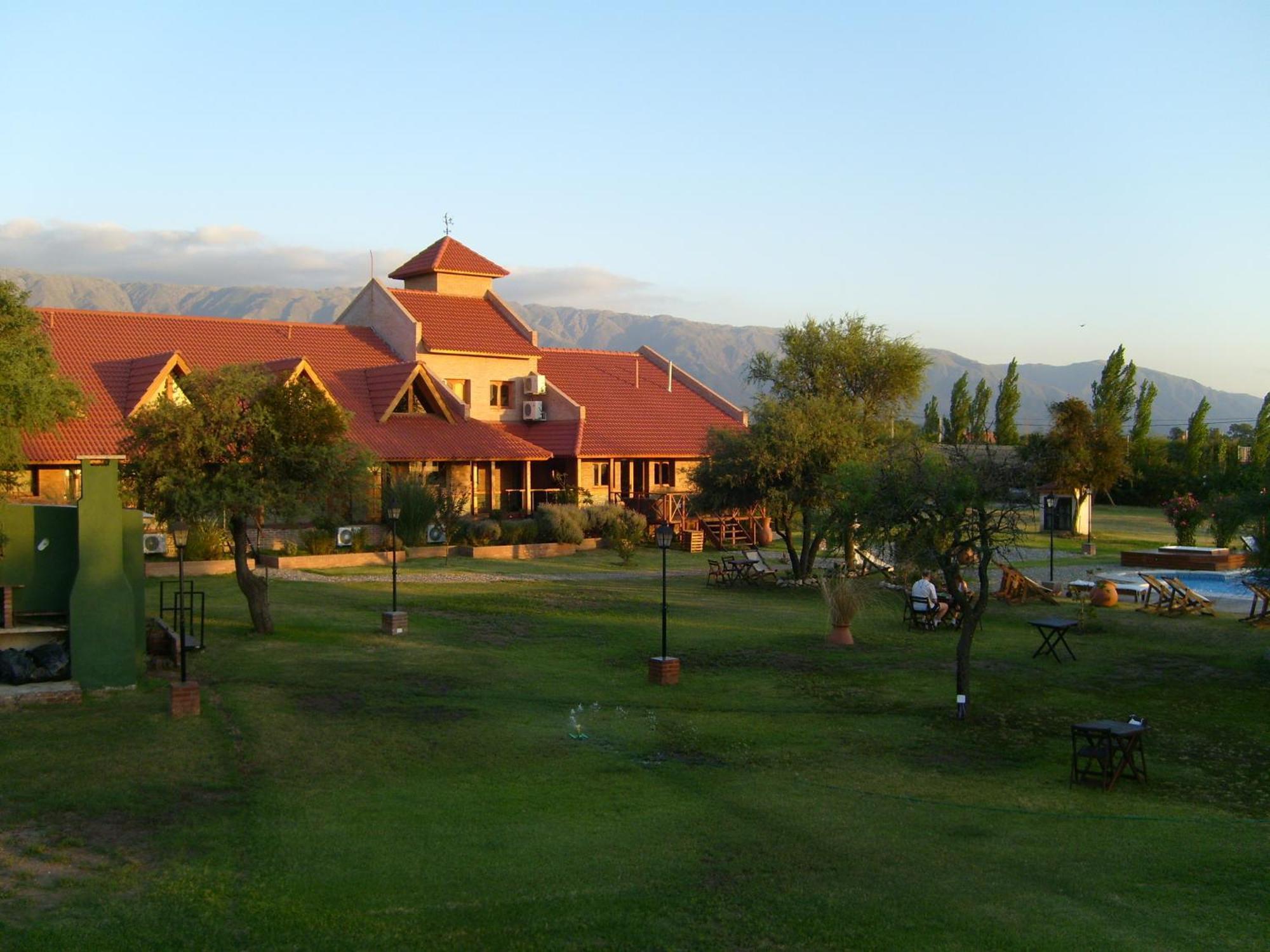 Lauquen Pilmaiquen Y Spa Merlo Buitenkant foto